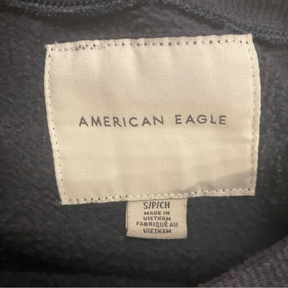 American Eagle Sweater - Picture 3 of 3